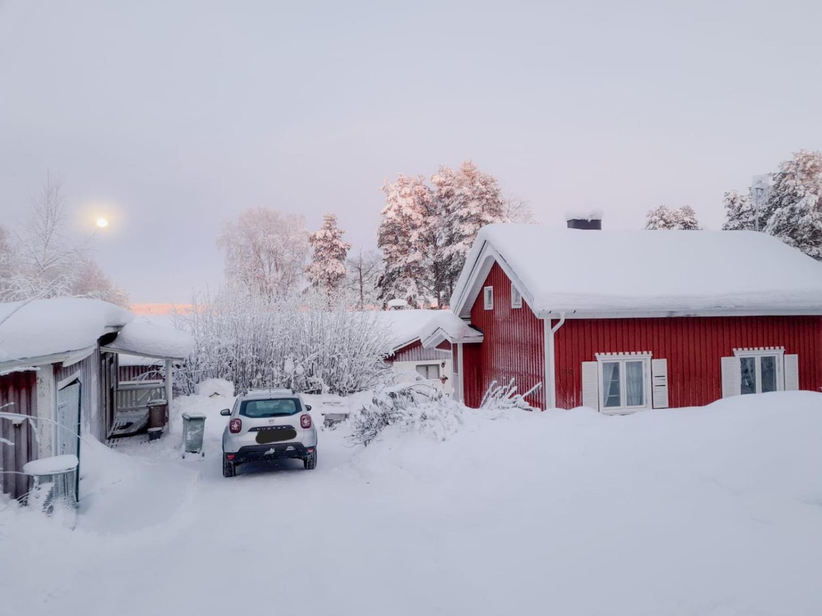Arctic Circle Cabin Överkalix المظهر الخارجي الصورة